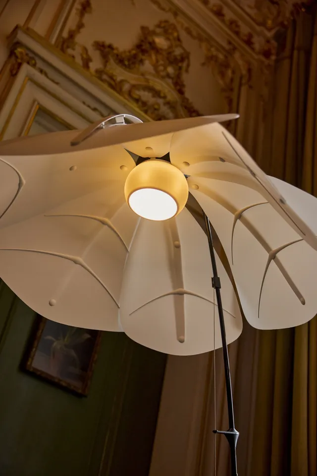Bloomlight S - Interactive Floor Lamp - photo 3 of 11