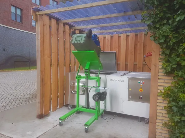 Ecocreation - Composting Machines & Ecoremote - photo 4 of 4